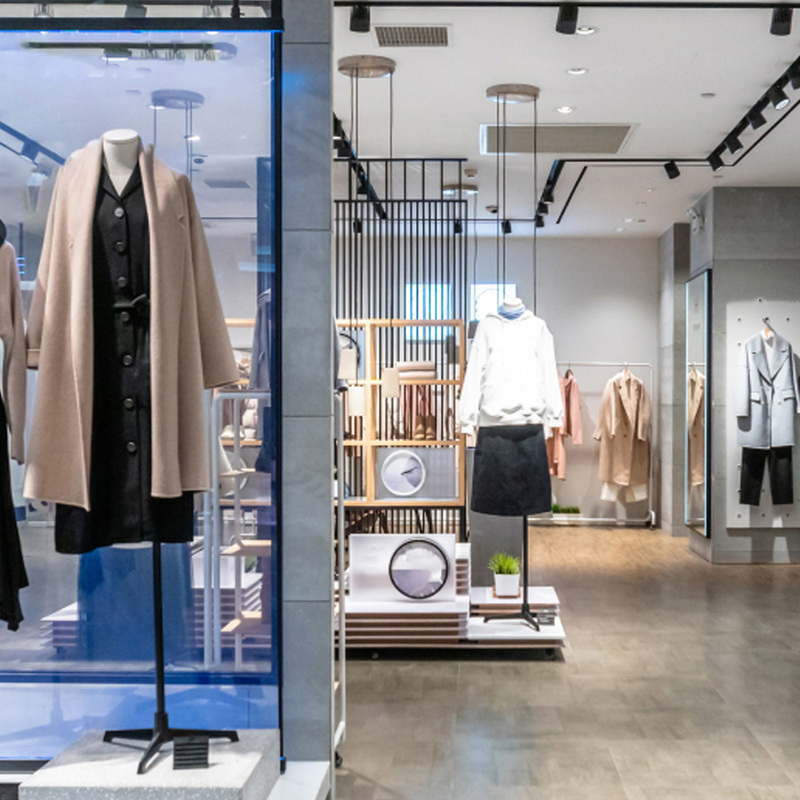 Nákupy v blízkém Centru Bořislavka